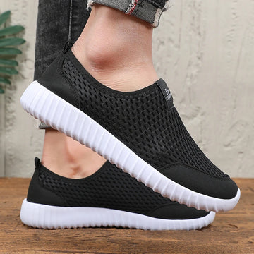 Xajzpa New Men's Mesh Running Shoes Summer Breathable Lightweight Flat Shoes Women's Soft Walking Sports Shoes Zapatillas